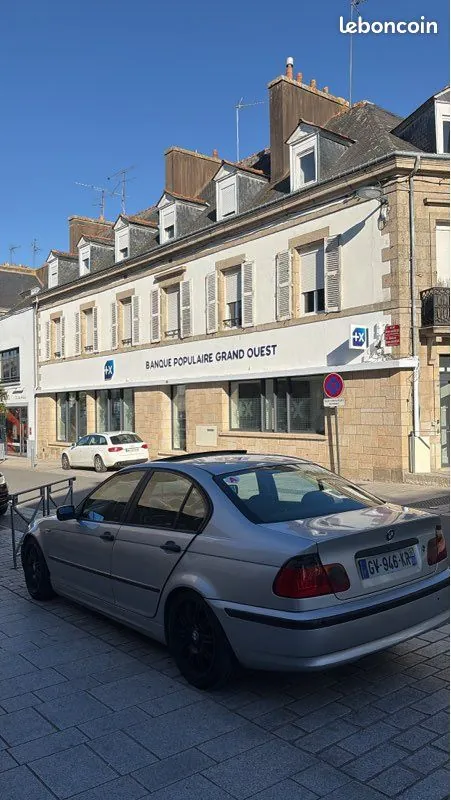 BMW 3 Series 2003 photo 2