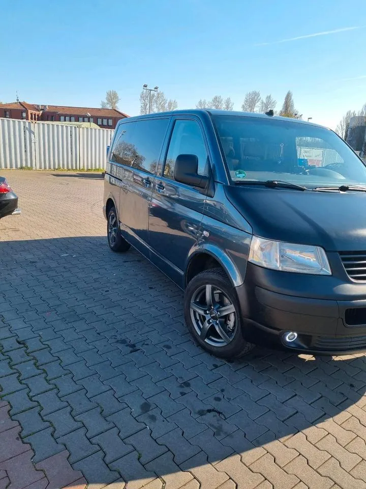 Volkswagen T5 Caravelle