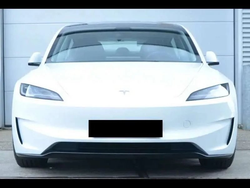 Tesla Model 3 2025 photo 2