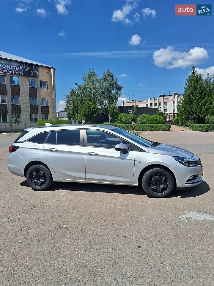 Opel Astra 2017 photo 4