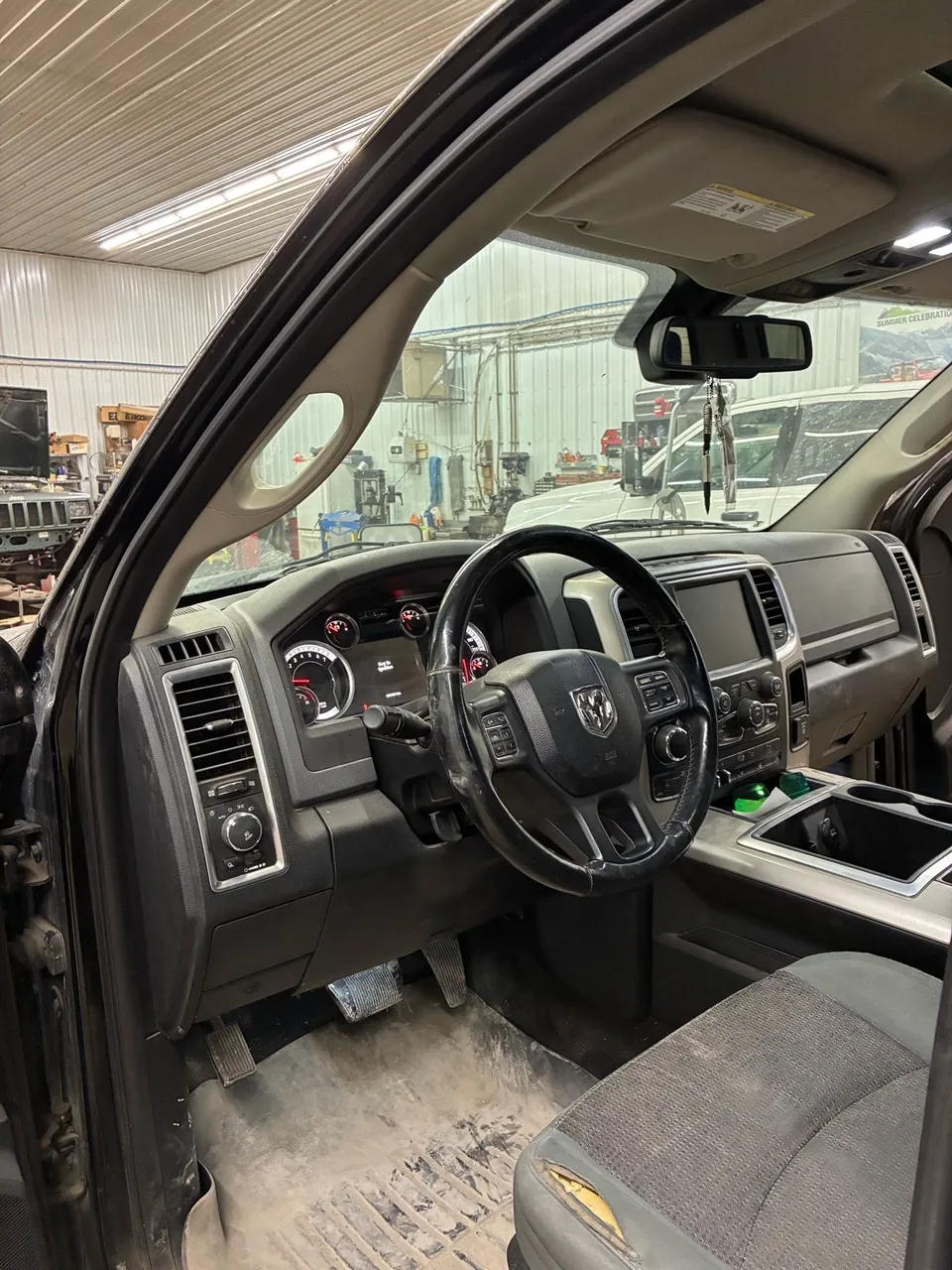 Ram 1500 2014 photo 3