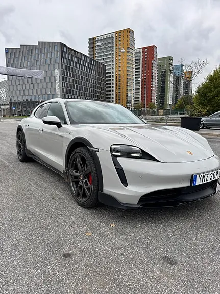 Porsche Taycan 4S