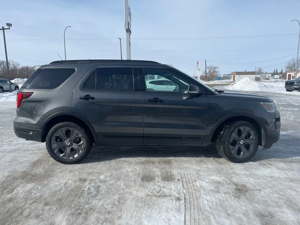 Ford Explorer Sport 2018 photo 5