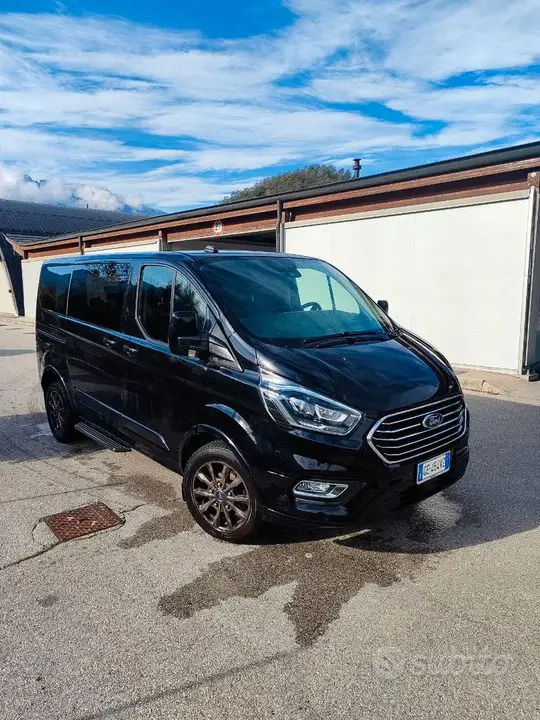 Ford Tourneo Custom 2021 photo 2