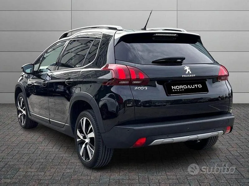 Peugeot 2008 2018 photo 2