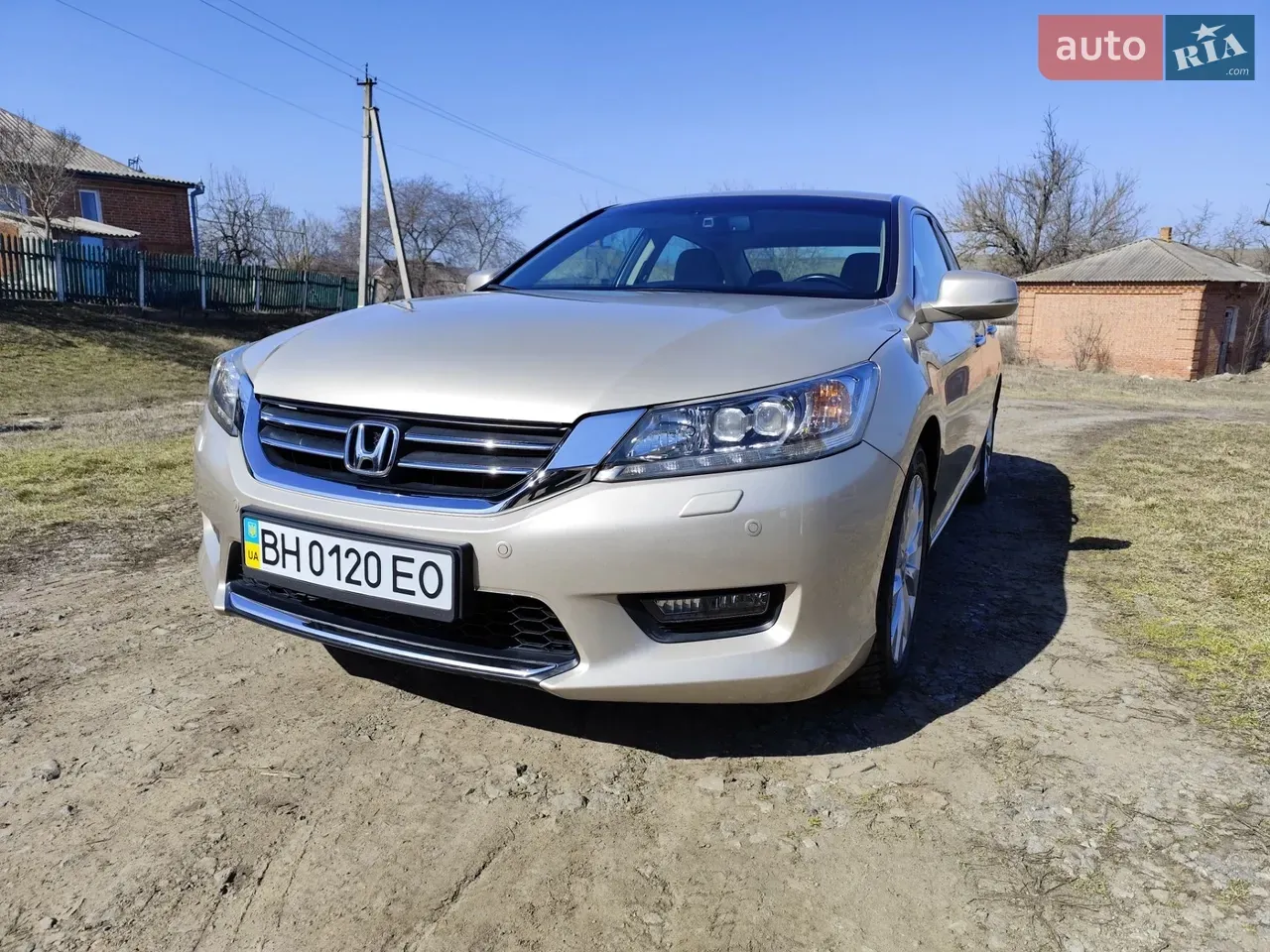Honda Accord 2013 photo 2