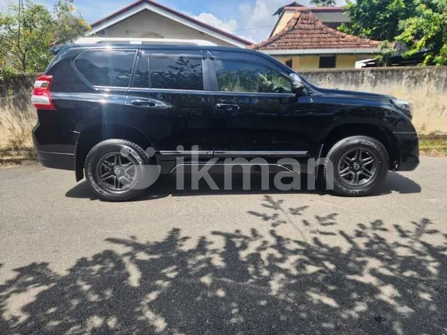 Toyota Land Cruiser Prado 2016 photo 3