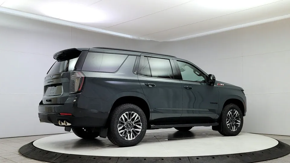 Chevrolet Tahoe 2026 photo 4