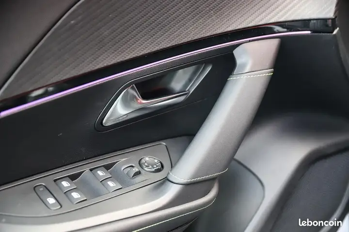 Peugeot 2008 2025 photo 5