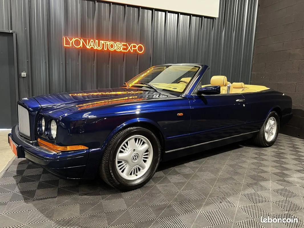 Bentley Azure 1996 photo 2