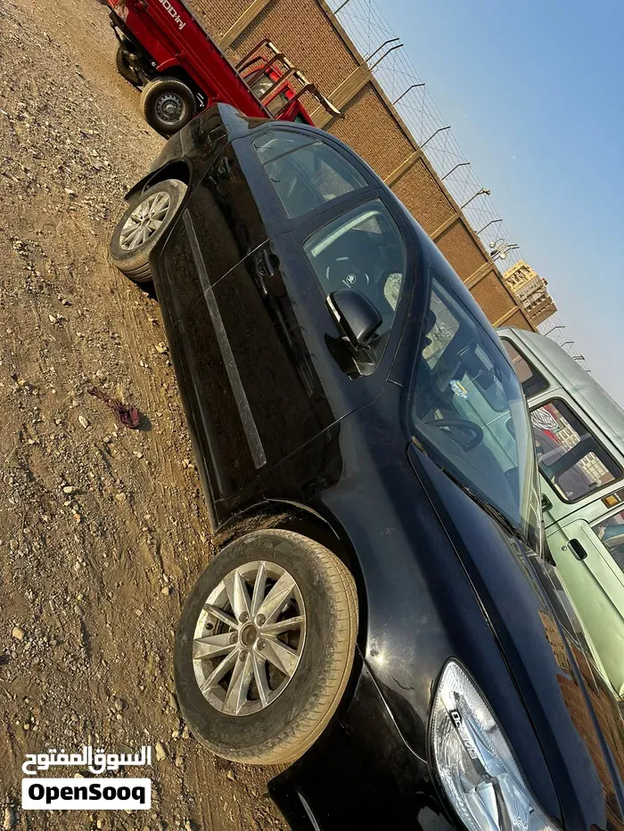 Skoda Octavia 2012 photo 2