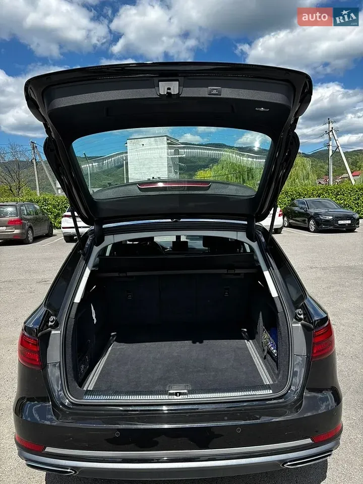 Audi A4 2018 photo 3