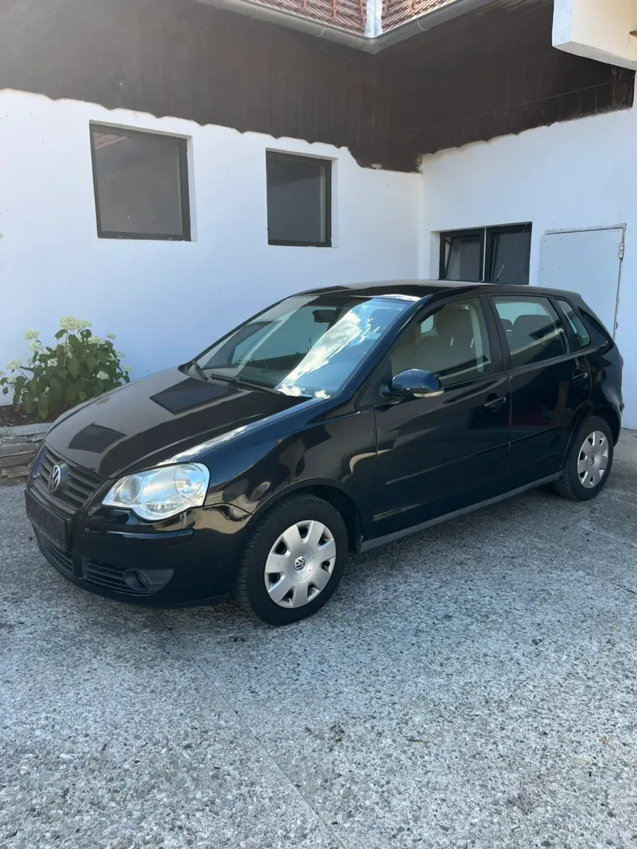 Volkswagen Polo 2008 photo 2