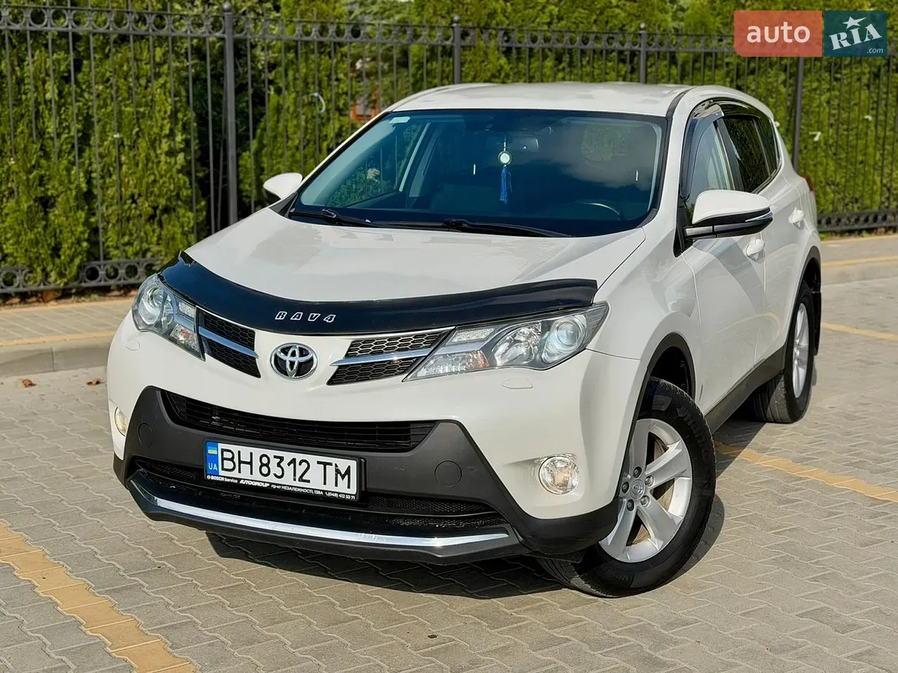 Toyota Rav4 2014 photo 4