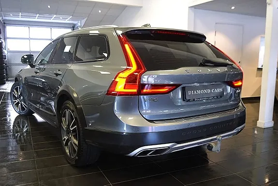 Volvo V90 Cross Country 2018 photo 4