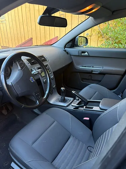 Volvo V50 2010 photo 3