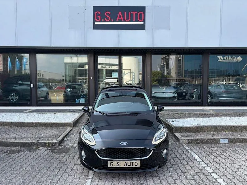 Ford Fiesta 2018 photo 2
