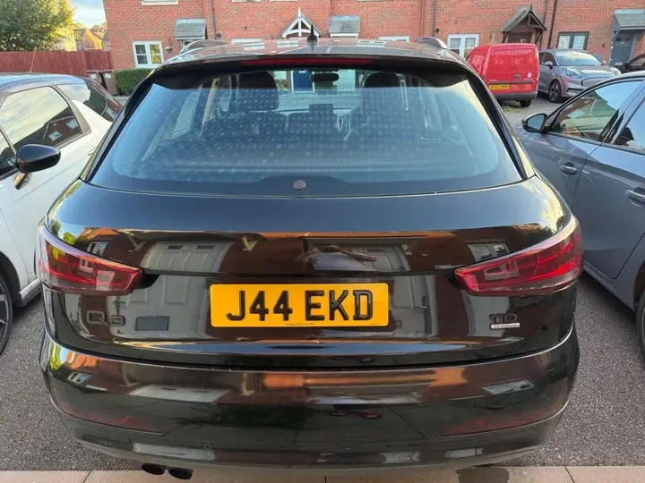 Audi Q3 2013 photo 2