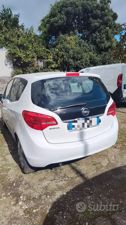 Opel Meriva 2011 photo 2