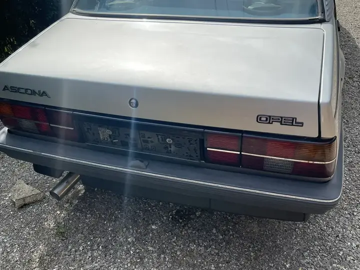 Opel Ascona