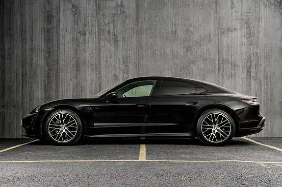 Porsche Taycan 2021 photo 3