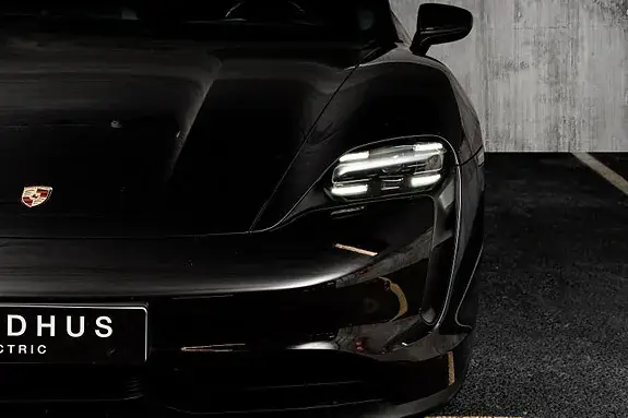 Porsche Taycan 2021 photo 5