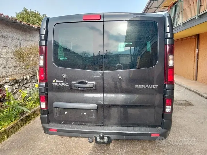 Renault Trafic 2019 photo 5