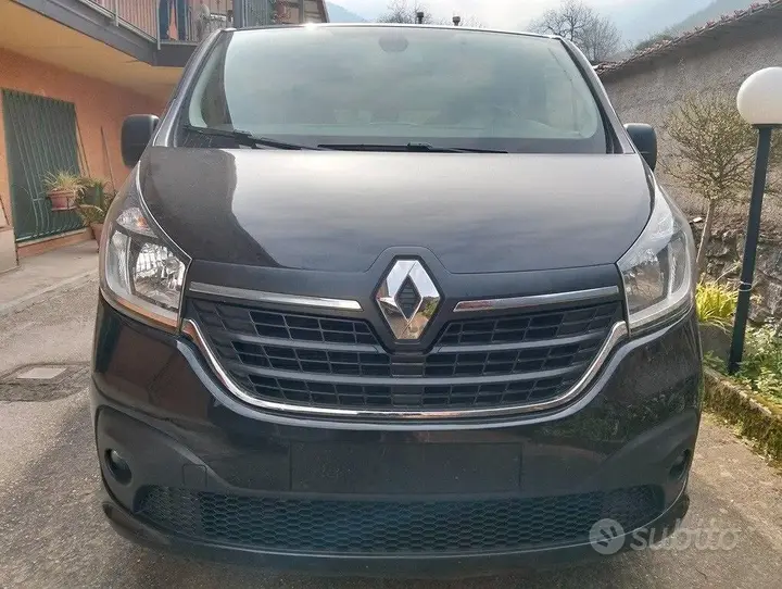 Renault Trafic 2019 photo 2