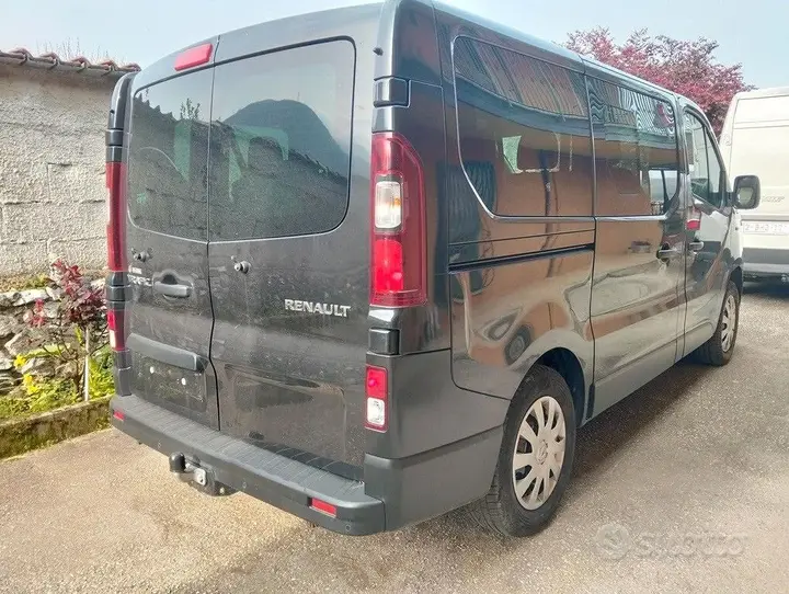 Renault Trafic 2019 photo 4