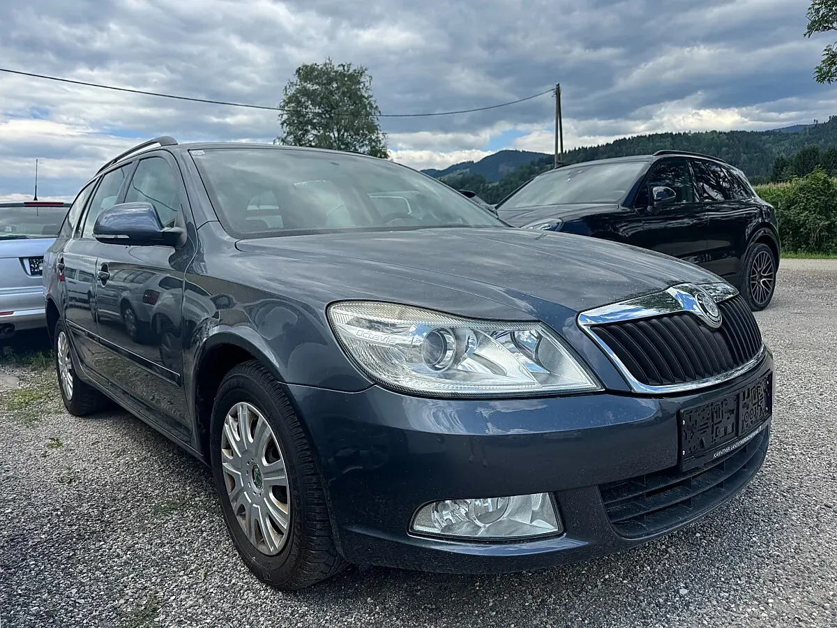 Skoda Octavia 2009 photo 3