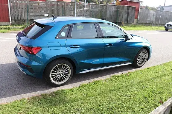Audi A3 2021 photo 3