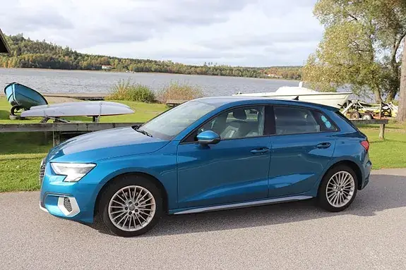 Audi A3 2021 photo 2