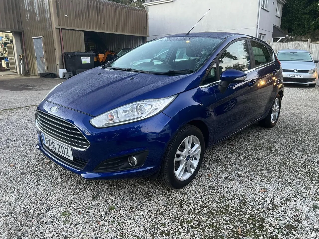Ford Fiesta 2016 photo 2