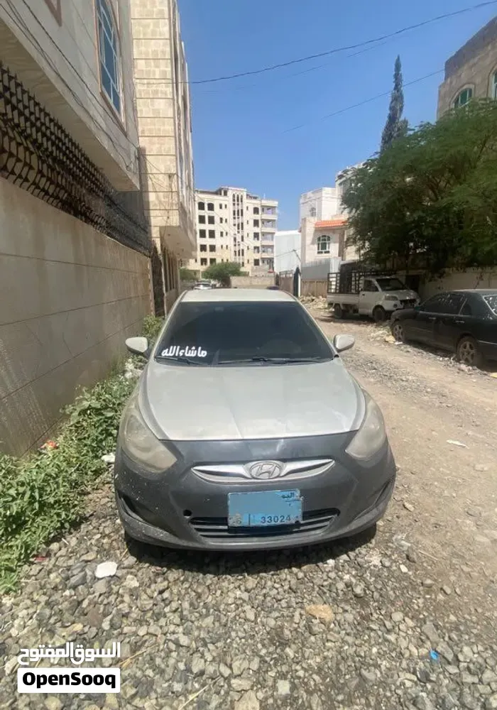 Hyundai Accent 2013 photo 5