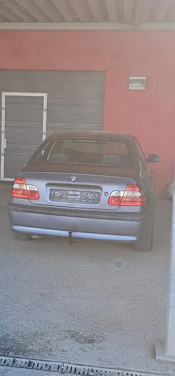 BMW 3 Series 2002 photo 3
