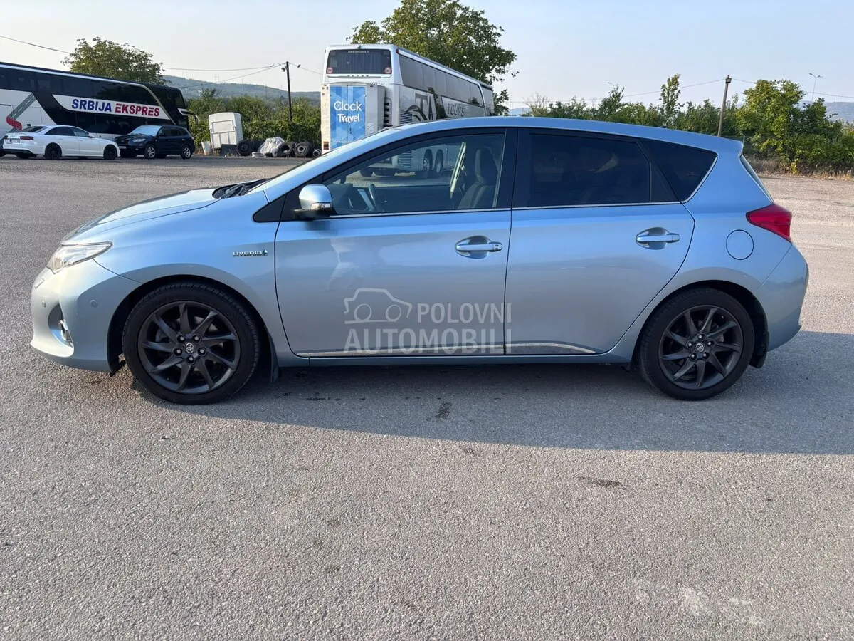 Toyota Auris 2013 photo 4