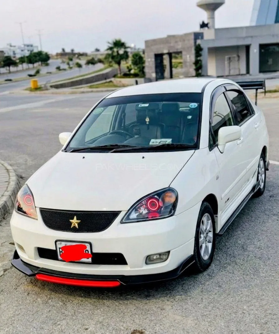 Suzuki Liana