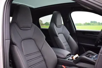 Porsche Cayenne 2026 photo 2