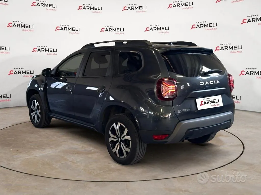 Dacia Duster 2023 photo 3