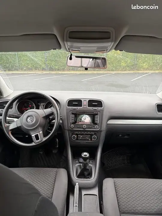 Volkswagen Golf 2012 photo 3