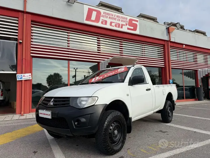 Mitsubishi L200
