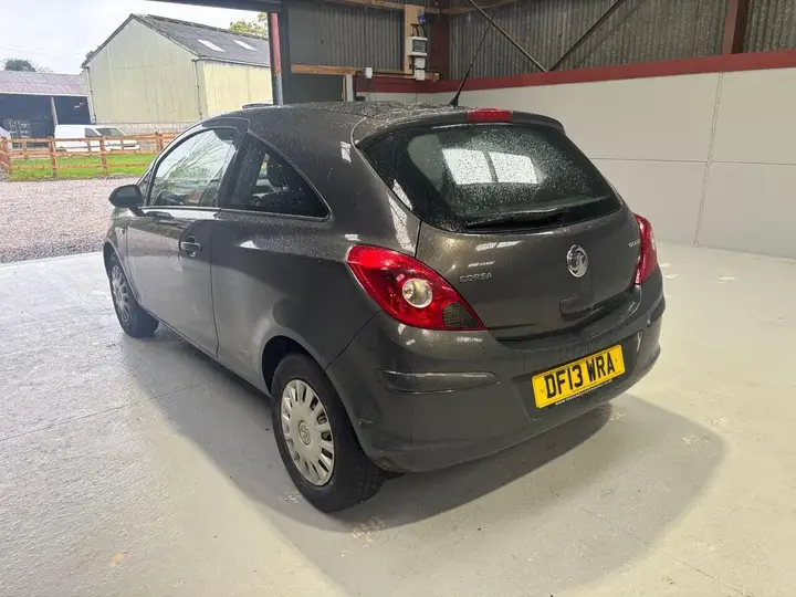 Vauxhall Corsa 2013 photo 4