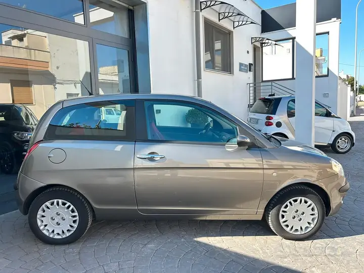 Lancia Ypsilon 2006 photo 5