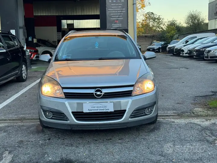 Opel Astra 2007 photo 2