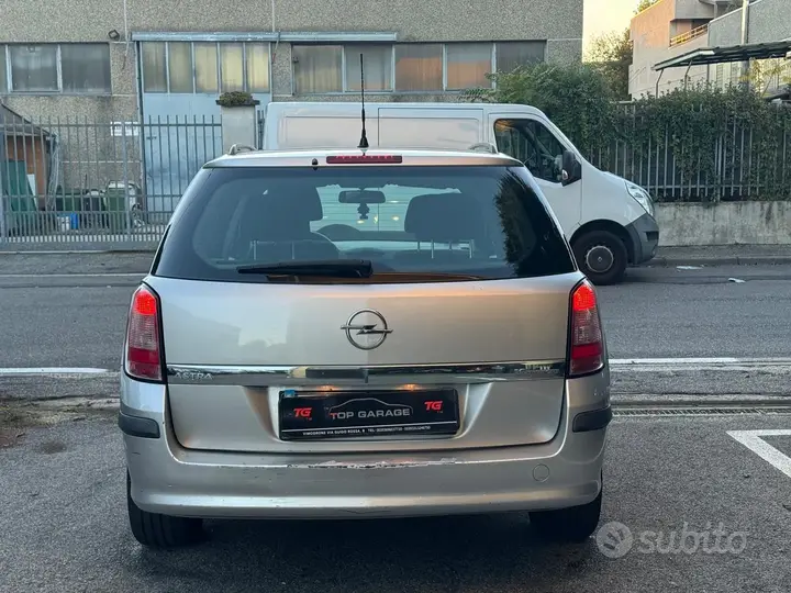 Opel Astra 2007 photo 4
