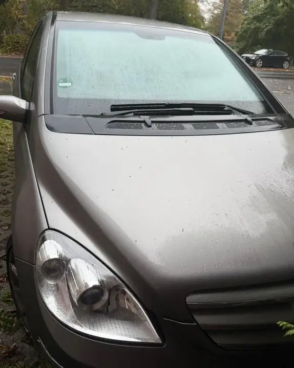 Mercedes-Benz B200