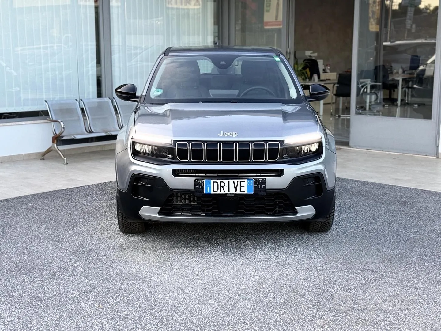 Jeep Avenger 2024 photo 2