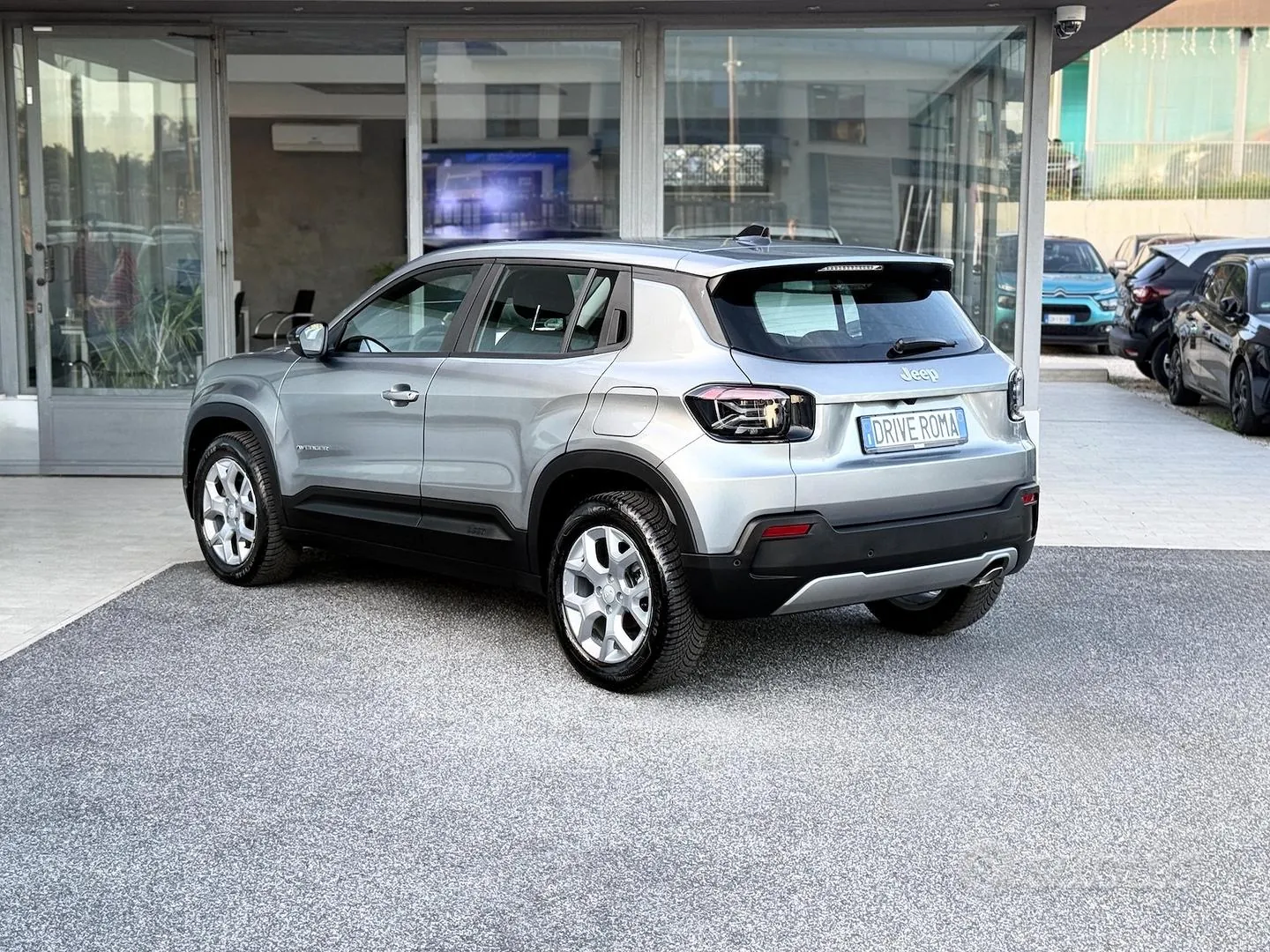 Jeep Avenger 2024 photo 4