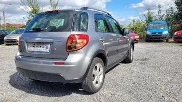 Suzuki Sx4 2010 photo 4