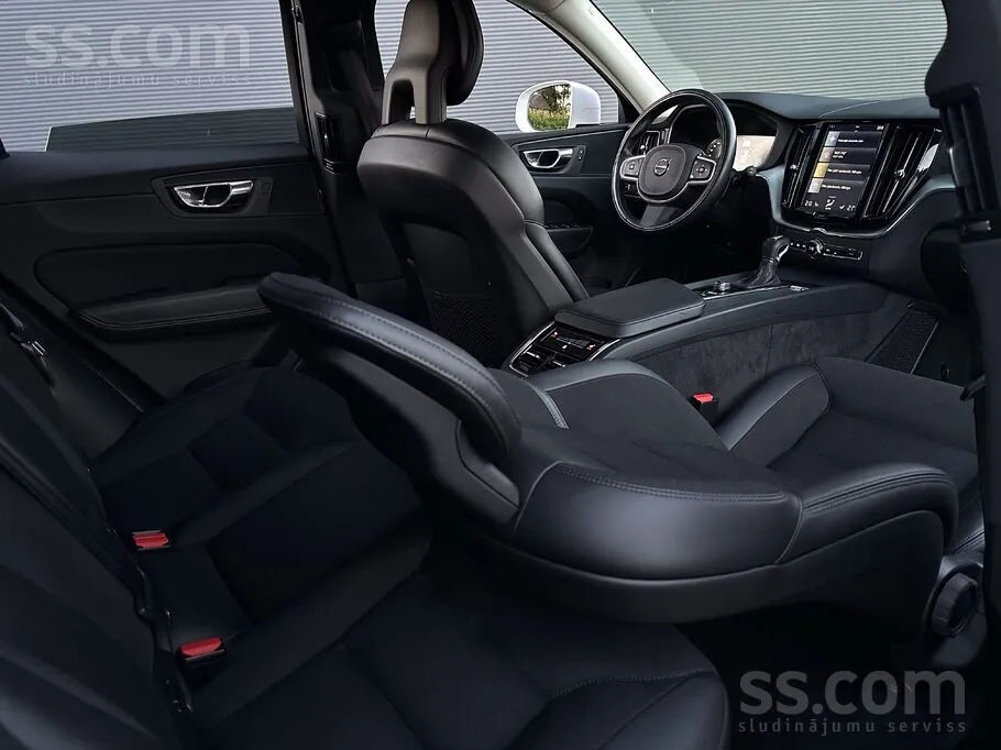 Volvo Xc 60 2017 photo 5